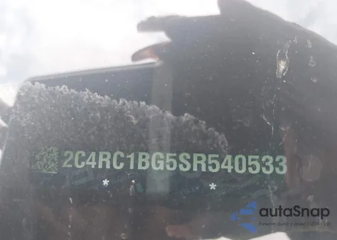 2025 Chrysler Pacifica Select from USA, damaged, VIN 2C4RC1BG5SR540533